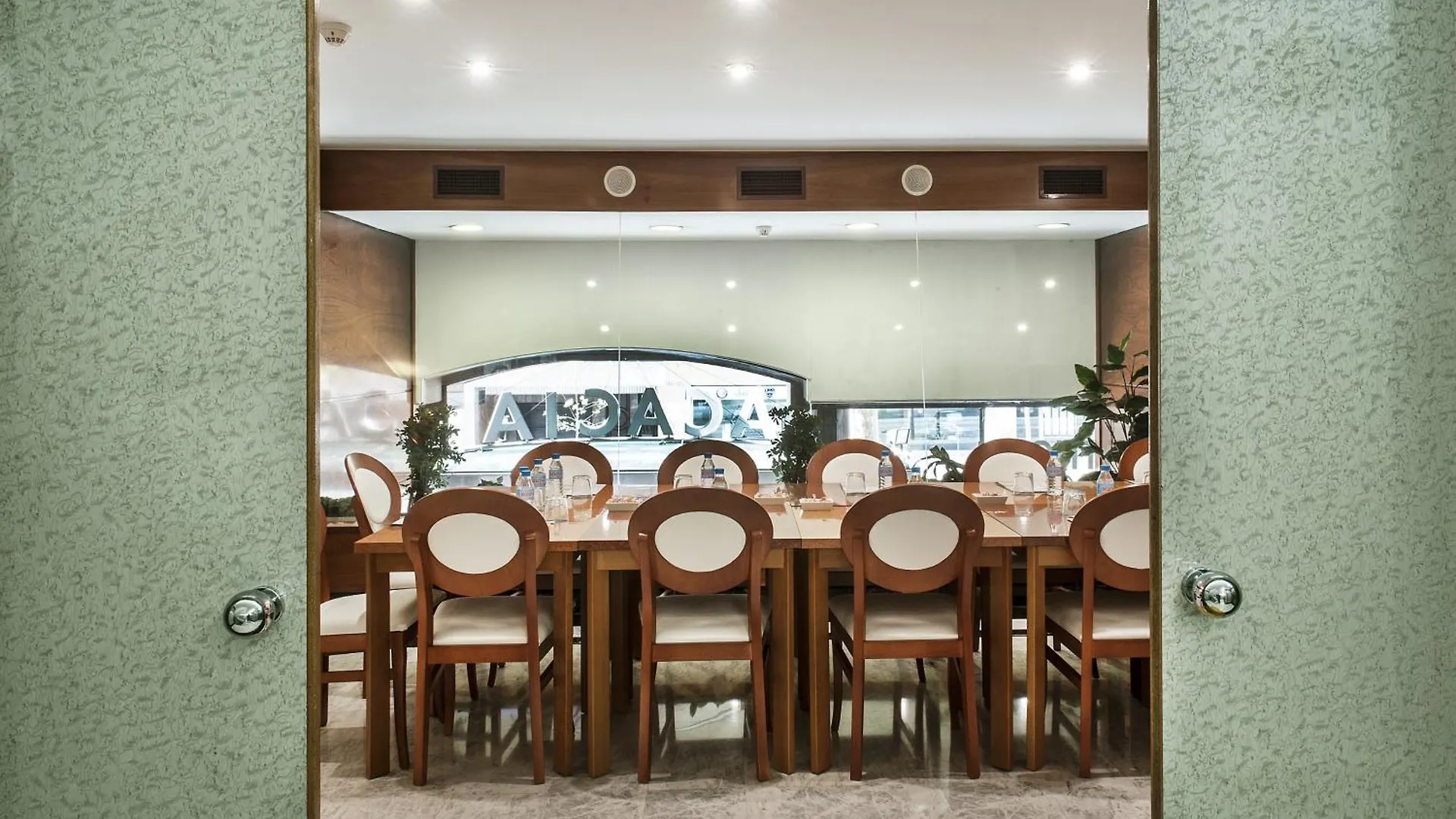 Acacia Suite Barselona Apart Otel