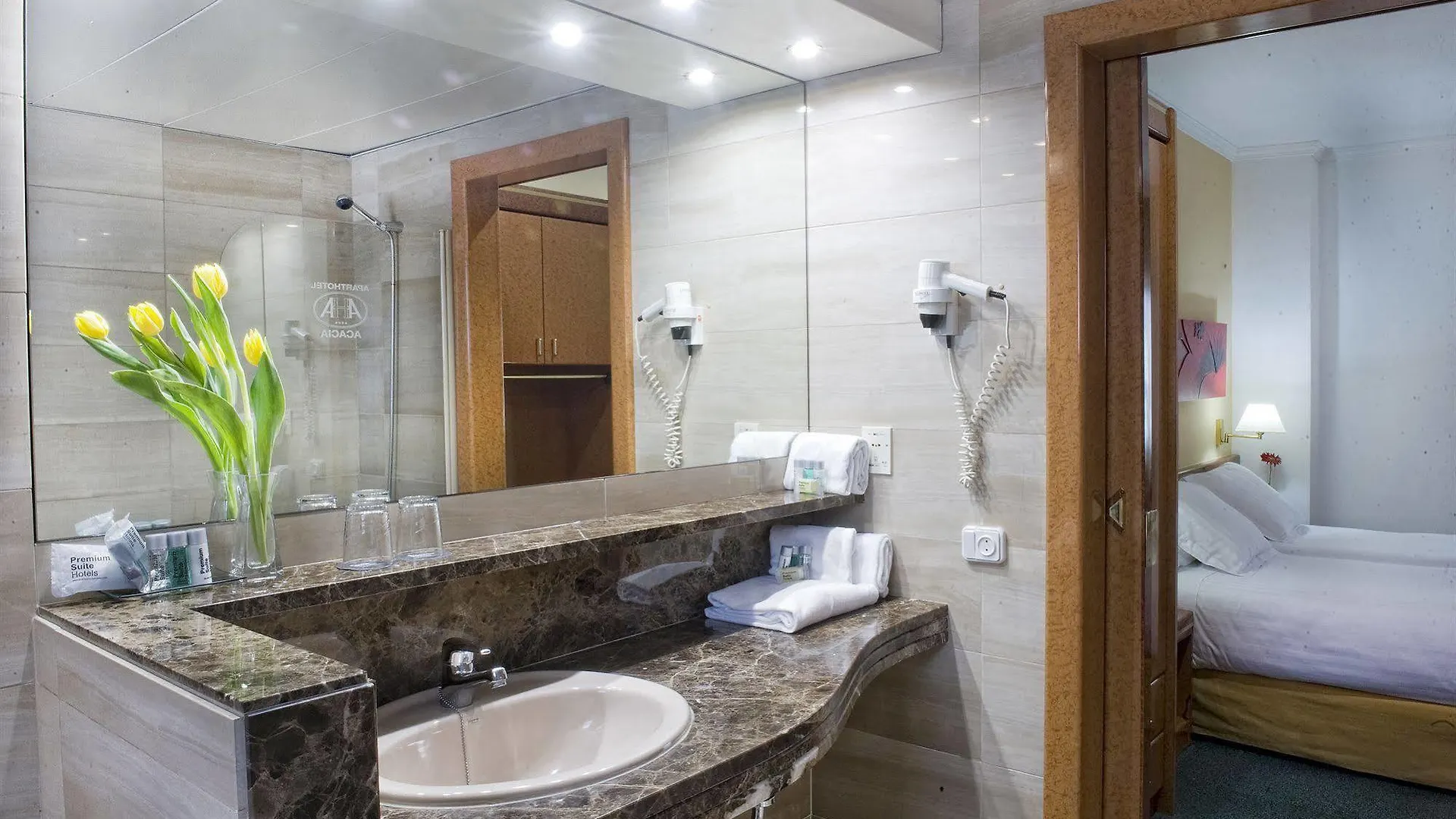 Acacia Suite Barcelona 4*,
