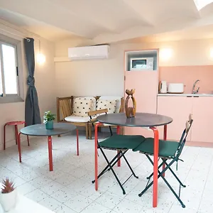 Hotel apartamentowy Smartr Ramblas